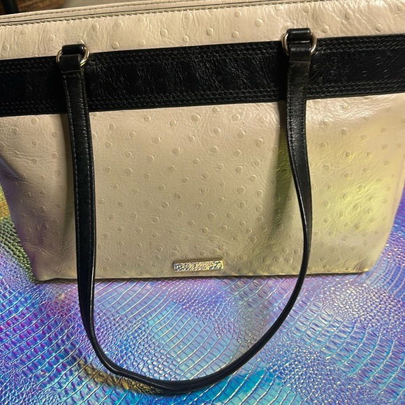 Kate Spade - Picture 1 of 8